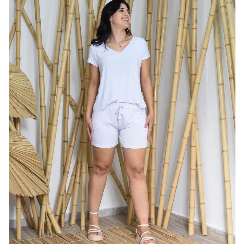 Conjunto Verão Short Cintura Média e Blusa Gola V Básica