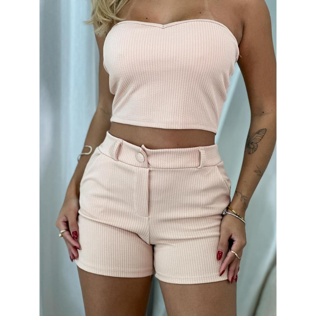 Conjunto Coração Cropped Tomara que Caia e Short Curto com Bolso e Fecho Botão Tecido Ribanna Casual Festas