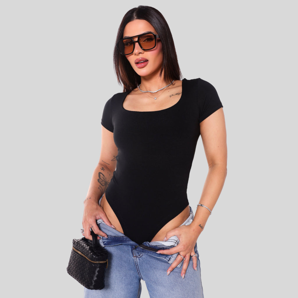 Body Feminino Decote Quadrado Manga Curta Suplex Premium Forrado Sem Transparência Casual