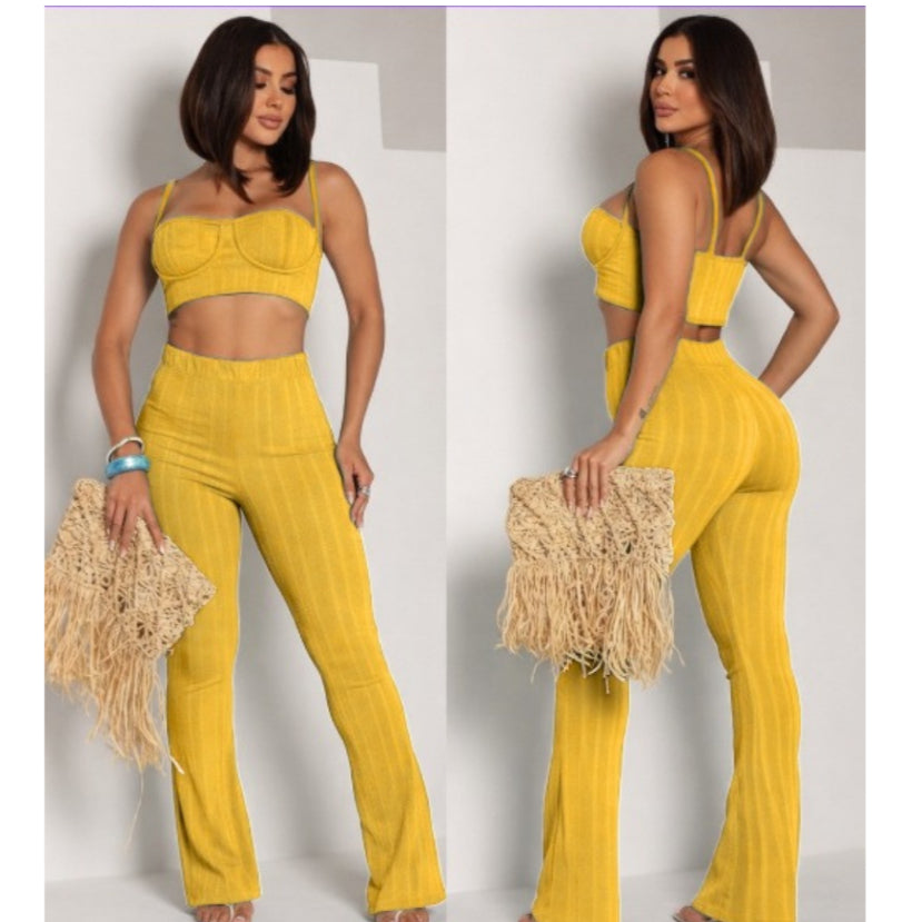 Conjunto feminino pantalona e top-Tecido Ribana Prime.